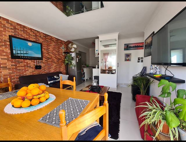 2.5 BEDROOM APARTMENT TO LET IN BLOUBERGRANT